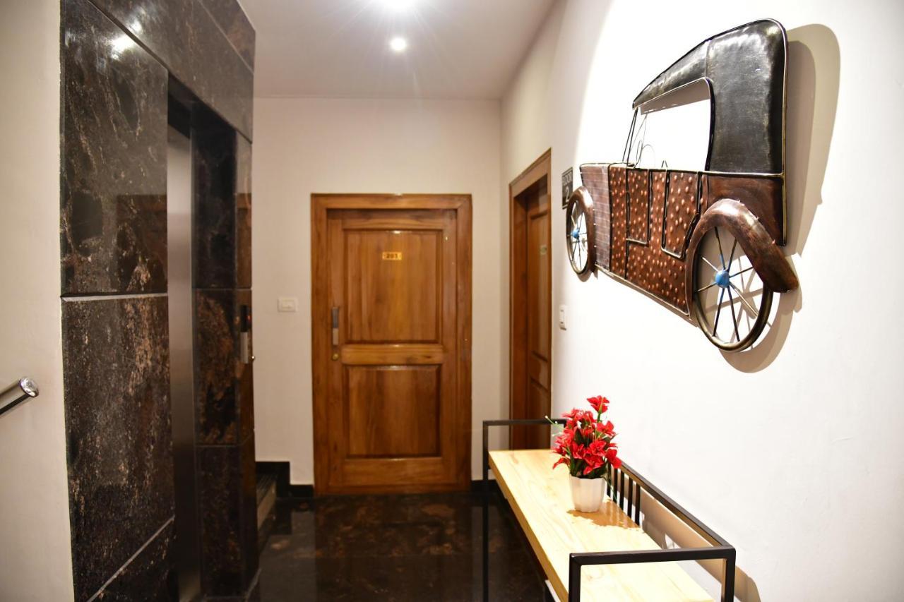 Xcel Luxury Hotel Apartments-Home Living Redefined Mysore Exterior foto