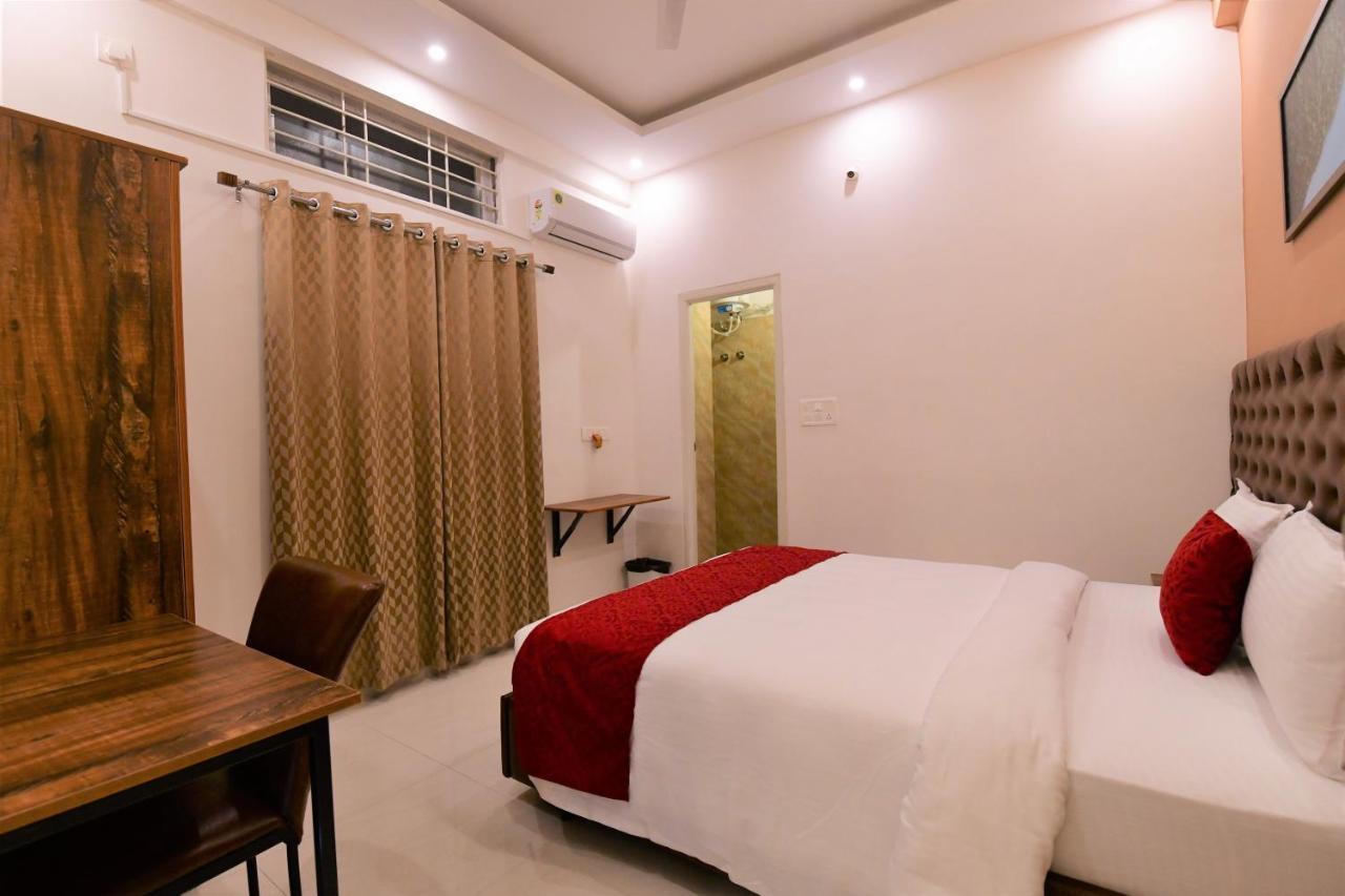Xcel Luxury Hotel Apartments-Home Living Redefined Mysore Exterior foto